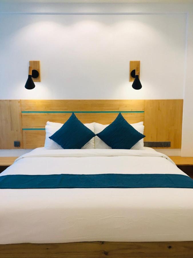 Wish Guesthouse Huraa Buitenkant foto