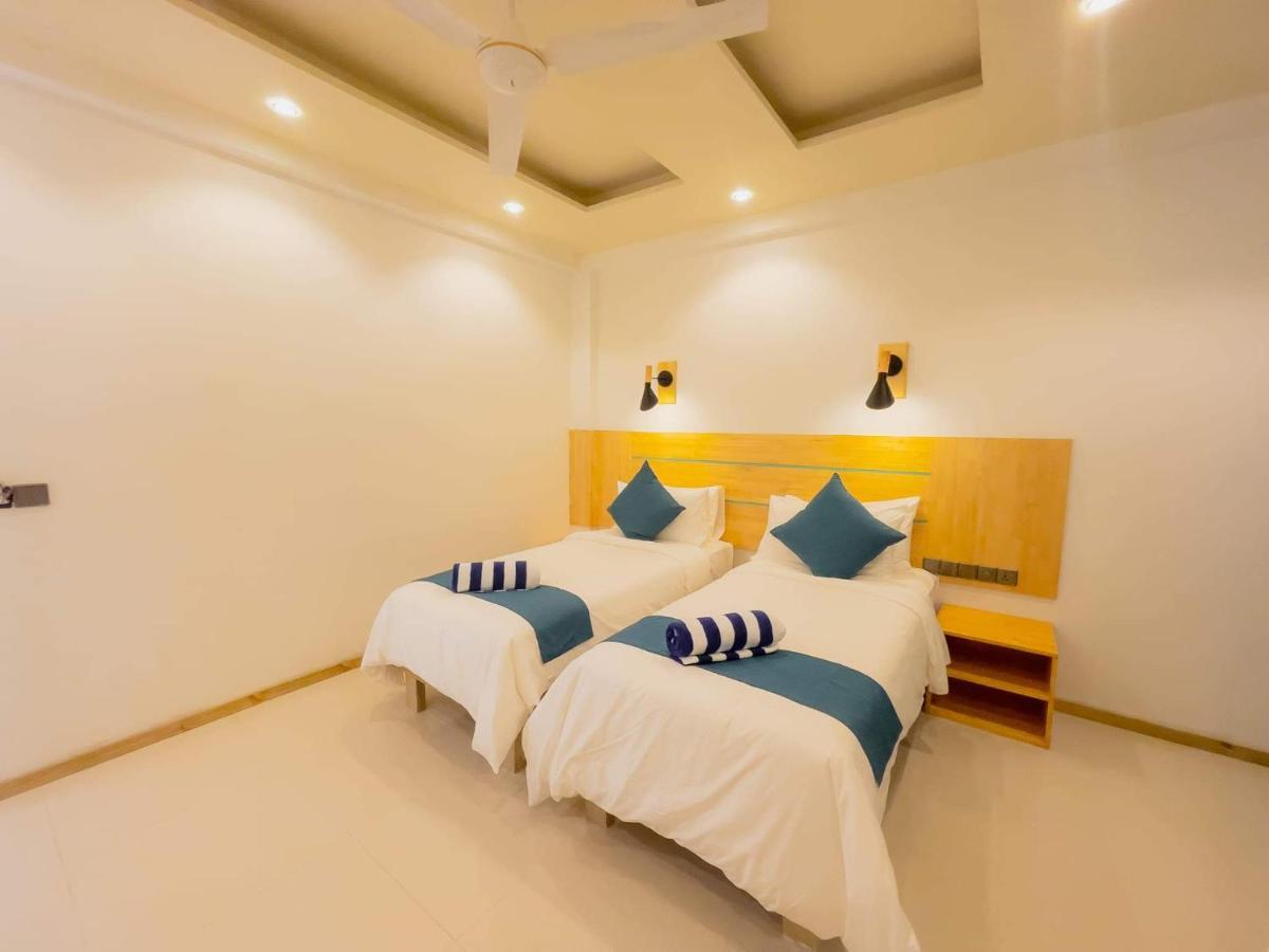 Wish Guesthouse Huraa Buitenkant foto